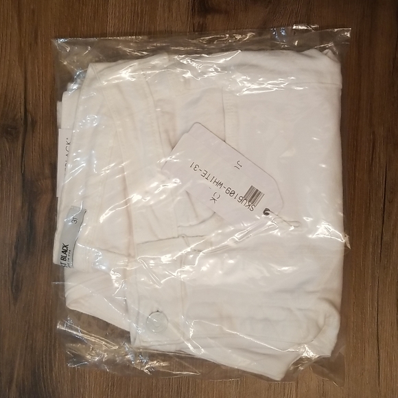 NWT Just Black White Distressed Jeans. Size 31. - Picture 6 of 8